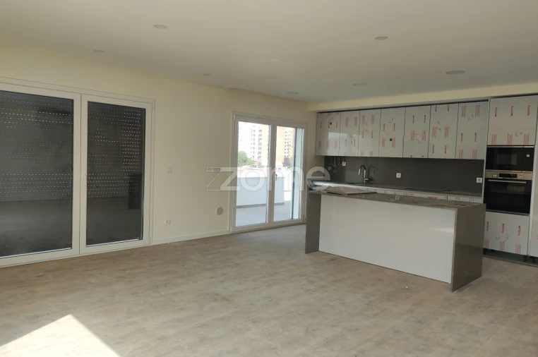 Apartamento T4 para Venda em Odivelas