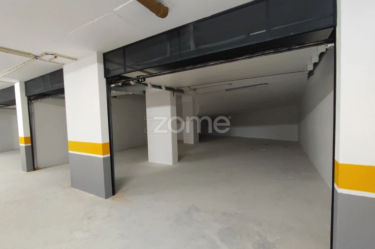 Apartamento T4 para Venda em Odivelas Foto 49