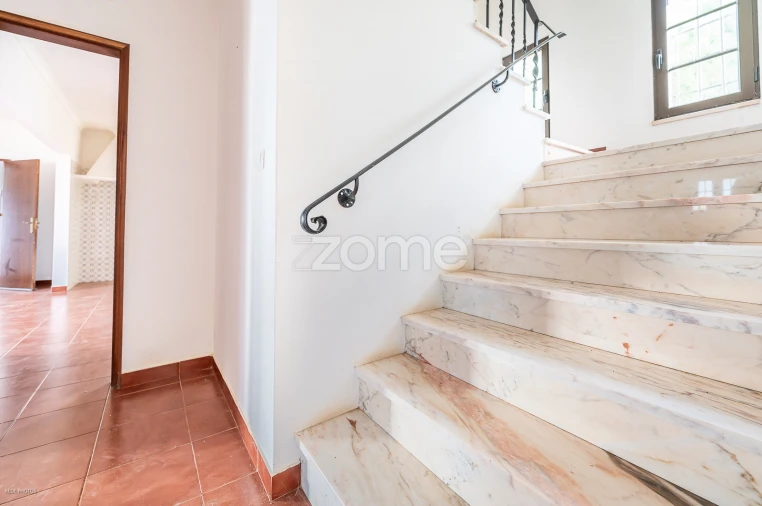 Moradia T4 para Venda em Ventosa Foto 14