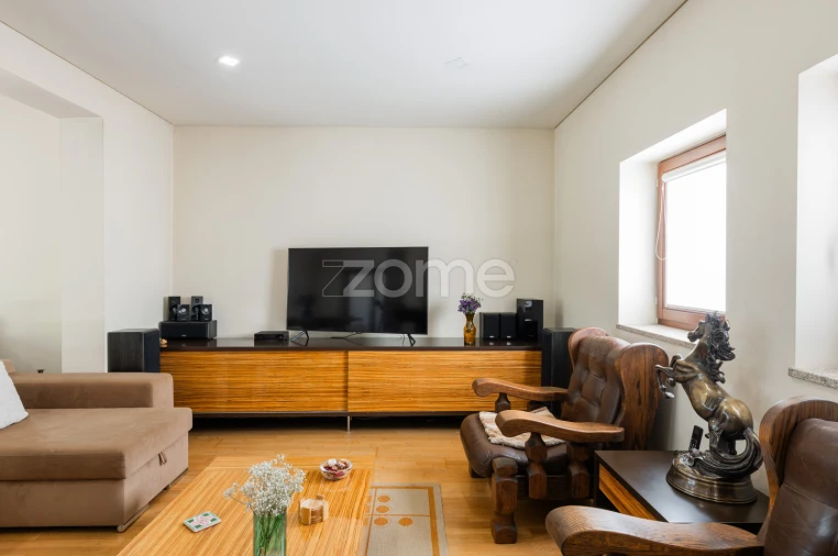 Moradia T3 para Venda em Campo do Geres Foto 7