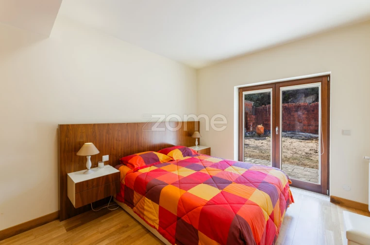 Moradia T3 para Venda em Campo do Geres Foto 18