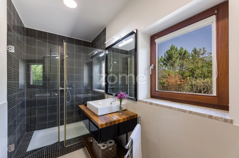 Moradia T3 para Venda em Campo do Geres Foto 21