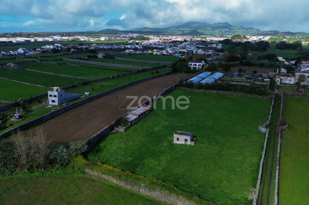 Terreno para Venda em Arrifes Foto 4