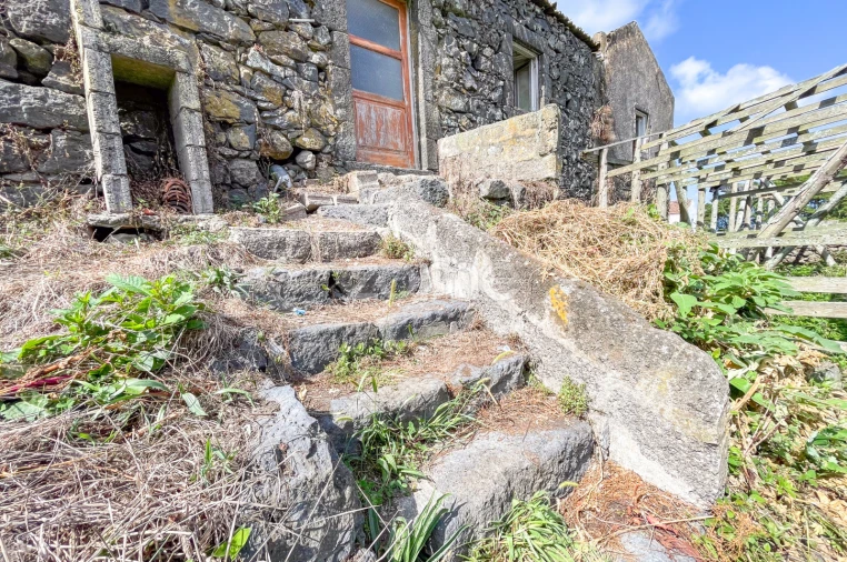 Moradia T2 para Venda em Santa Barbara Foto 12