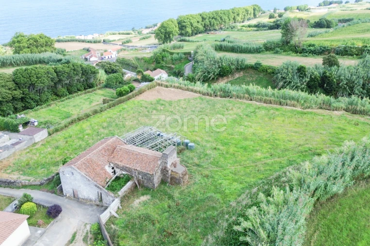 Moradia T2 para Venda em Santa Barbara Foto 8