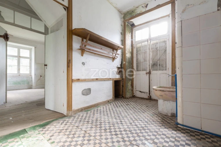 Moradia T8 para Venda em Sete Cidades Foto 10