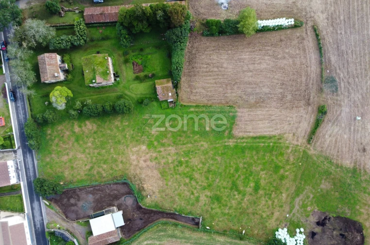 Moradia T8 para Venda em Sete Cidades Foto 26