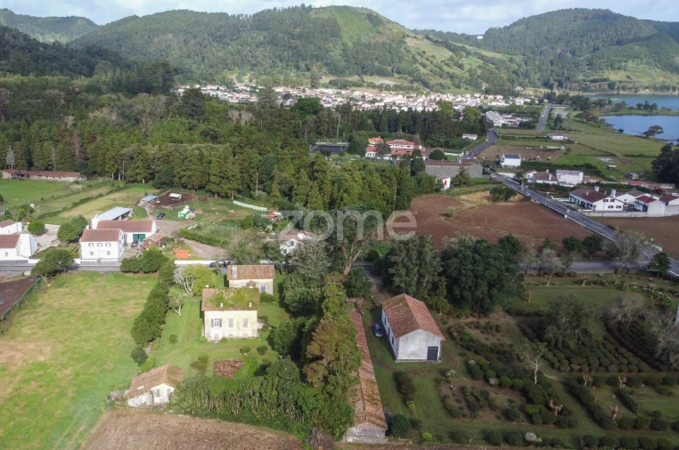 Moradia T8 para Venda em Sete Cidades Foto 29