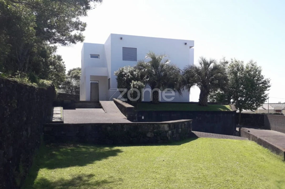 Moradia T3 para Venda em Rosto do Cão (São Roque) Foto 8