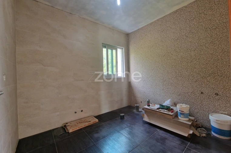 Moradia T3 para Venda em Rosto do Cão (São Roque) Foto 14