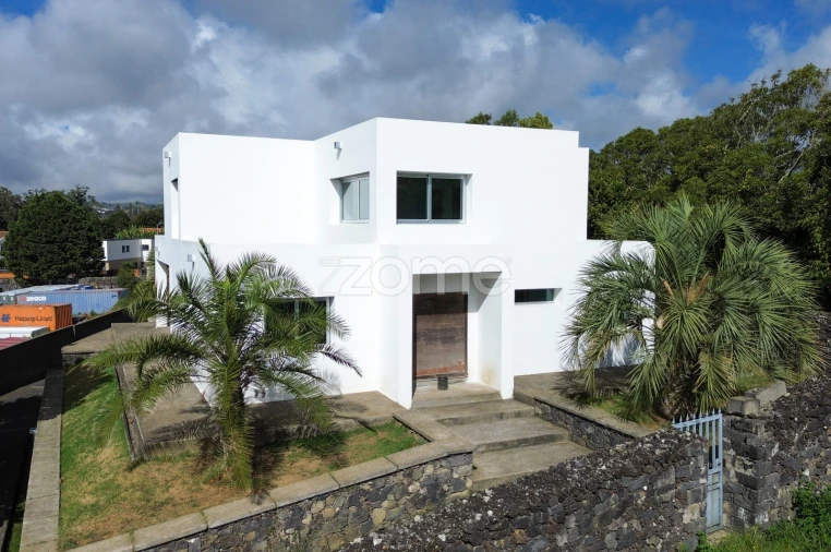 Moradia T3 para Venda em Rosto do Cão (São Roque) Foto 3