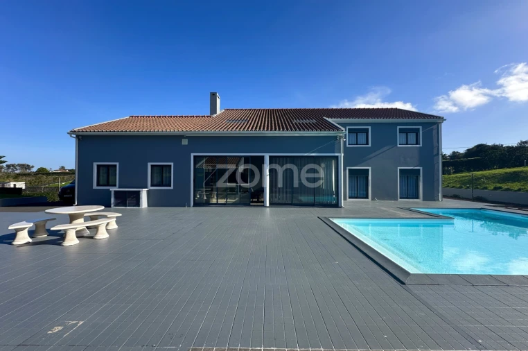 Moradia T6 para Venda em Pico da Pedra Foto 41