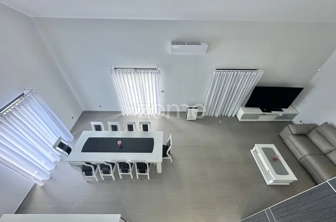 Moradia T6 para Venda em Pico da Pedra Foto 32