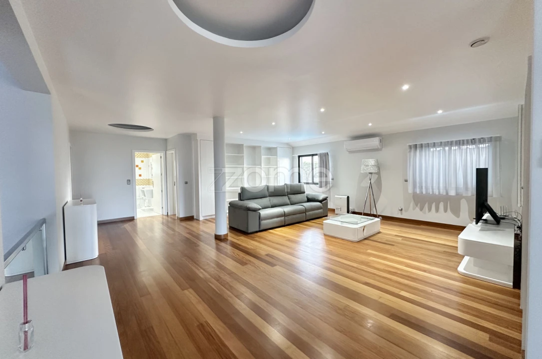 Moradia T6 para Venda em Pico da Pedra Foto 30