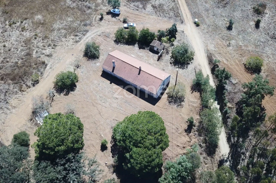 Moradia T3 para Venda em São Salvador e Santa Maria Foto 2