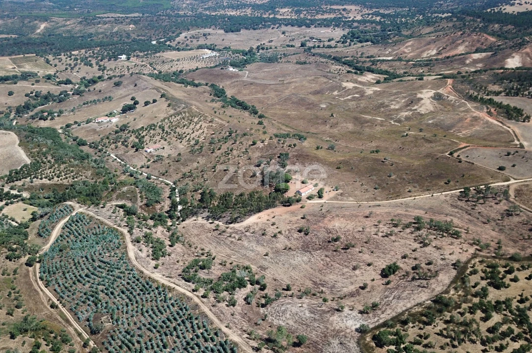 Moradia T3 para Venda em São Salvador e Santa Maria Foto 22