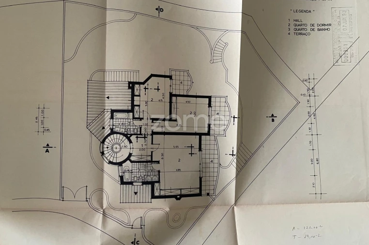 Moradia T4 para Venda em Lagos (São Sebastião e Santa Maria) Planta 1
