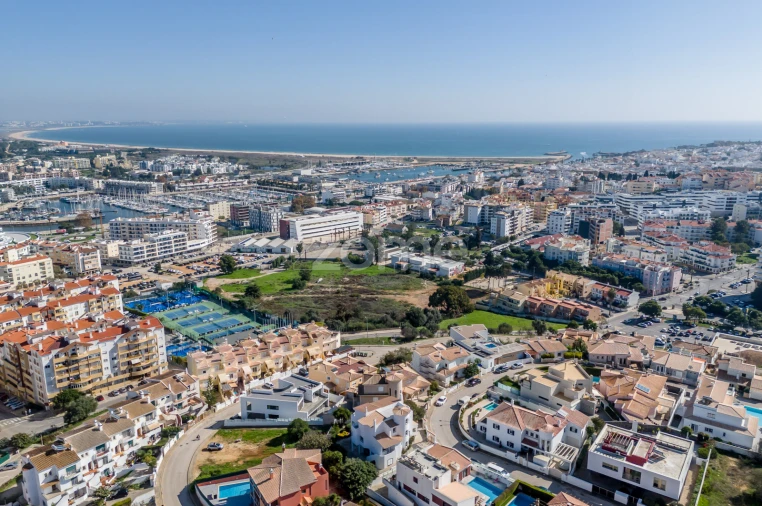 Moradia T4 para Venda em Lagos (São Sebastião e Santa Maria) Foto 7