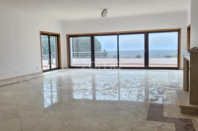 Moradia T7 para Venda em Alcabideche