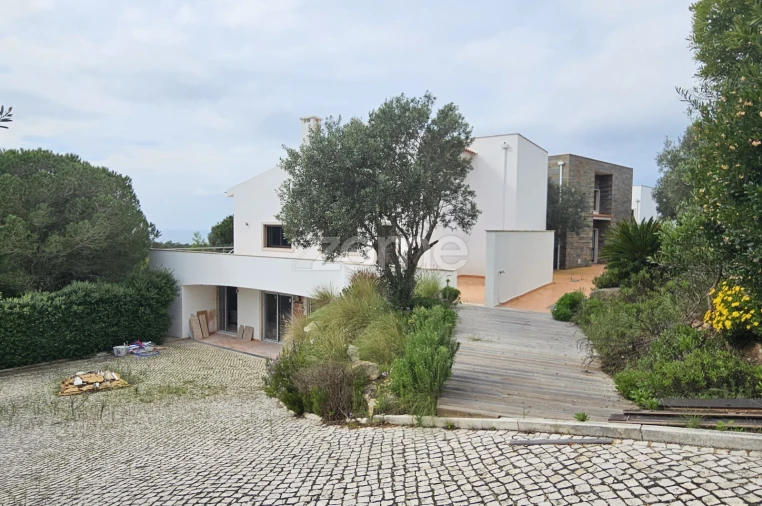 Moradia T7 para Venda em Alcabideche Foto 3