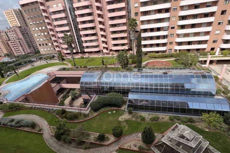 Apartamento T2 para Arrendamento em São Domingos de Benfica Foto 20