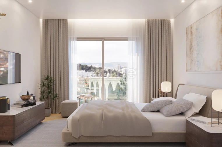 Apartamento T4 para Venda em Campolide Foto 9