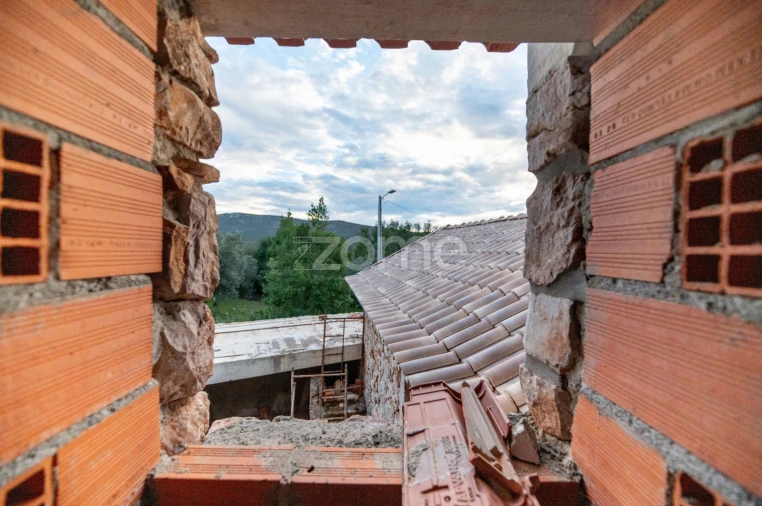 Moradia T3 para Venda em Redinha Foto 34