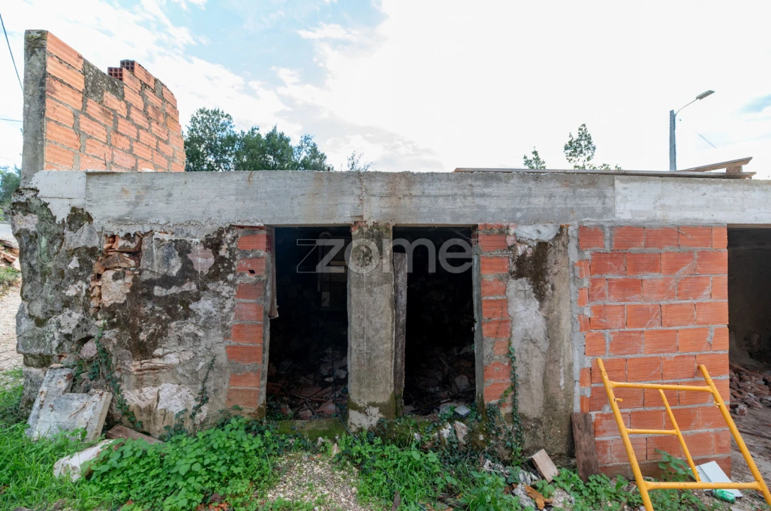 Moradia T3 para Venda em Redinha Foto 45