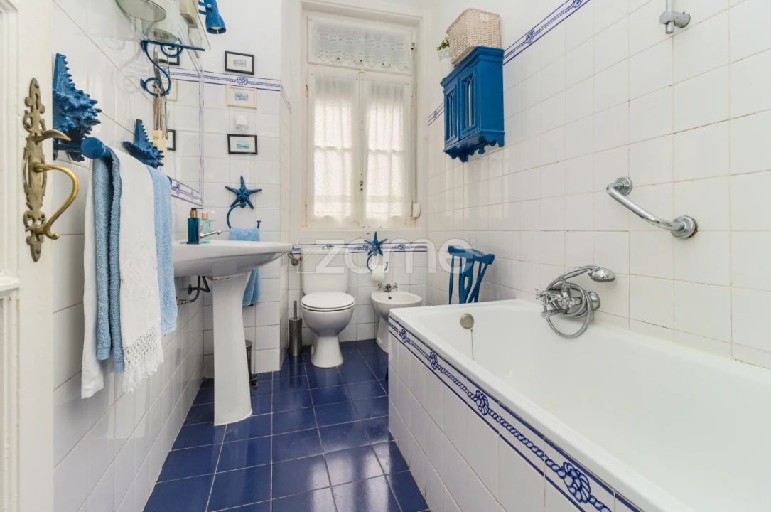 Apartamento T4 para Venda em Santo António Foto 14