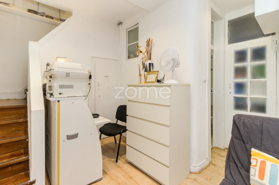 Apartamento T4 para Venda em Santo António Foto 15