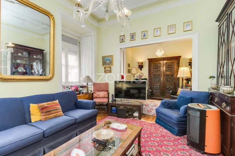Apartamento T4 para Venda em Santo António Foto 5