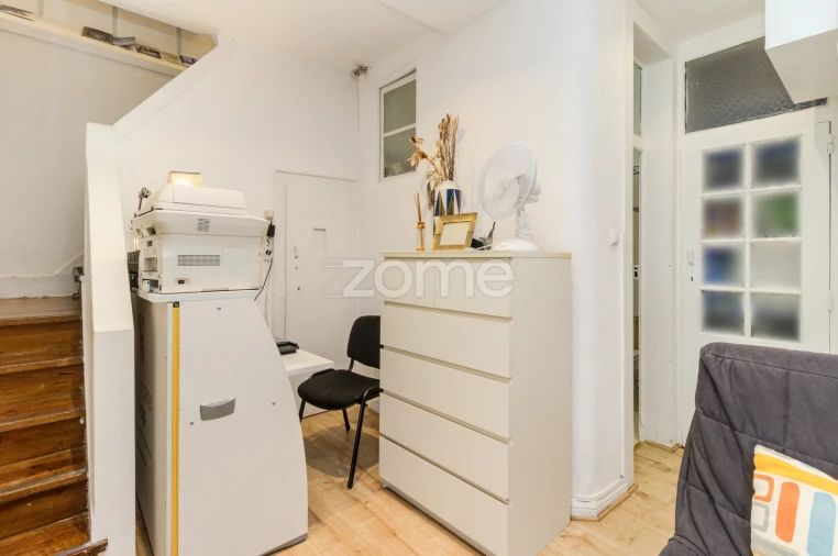 Apartamento T4 para Venda em Santo António Foto 15