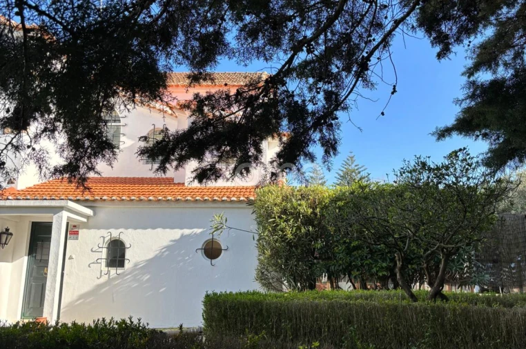 Moradia T7 para Venda em Santa Maria e São Miguel, São Martinho, São Pedro Penaferrim Foto 4