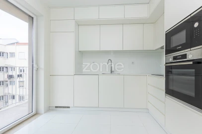 Apartamento T2 para Venda em Areeiro