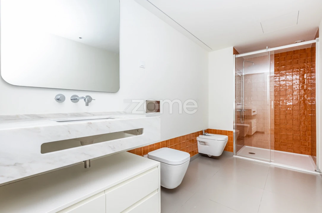 Apartamento T2 para Venda em Areeiro Foto 10