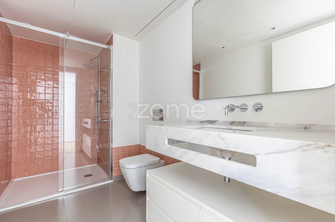 Apartamento T2 para Venda em Areeiro Foto 16