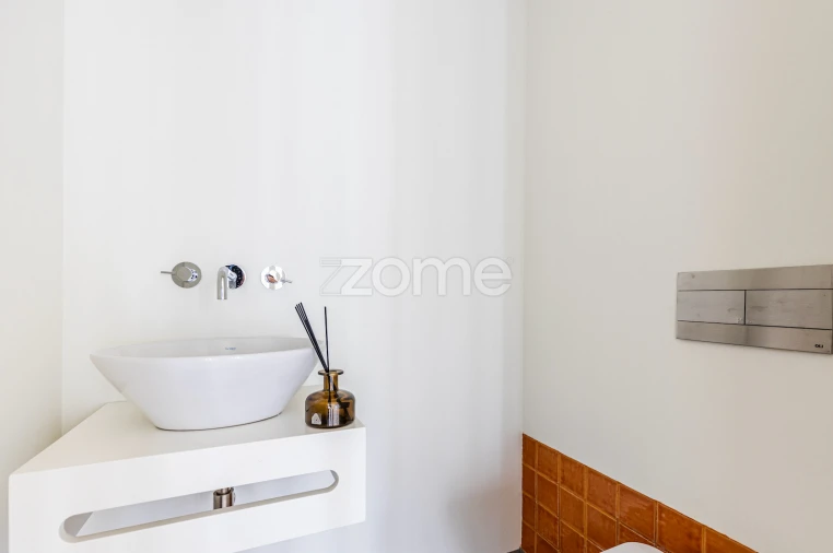 Apartamento T2 para Venda em Areeiro Foto 9