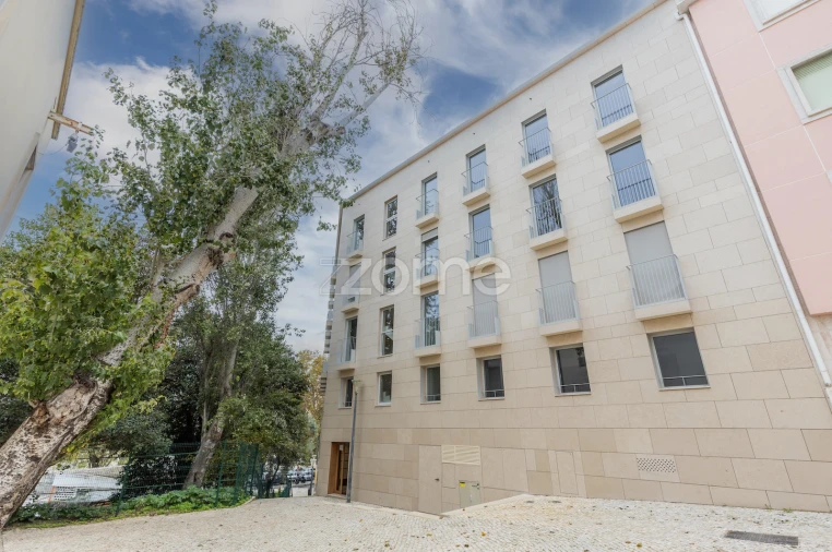 Apartamento T2 para Venda em Areeiro Foto 25