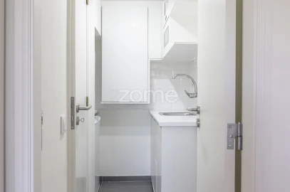 Apartamento T2 para Venda em Santa Maria Maior