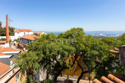 Apartamento T2 para Venda em Santa Maria Maior