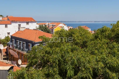 Apartamento T2 para Venda em Santa Maria Maior