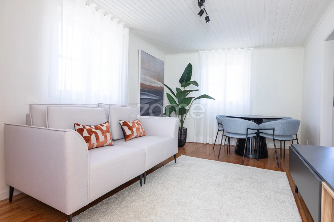 Apartamento T2 para Venda em Santa Maria Maior Foto 2
