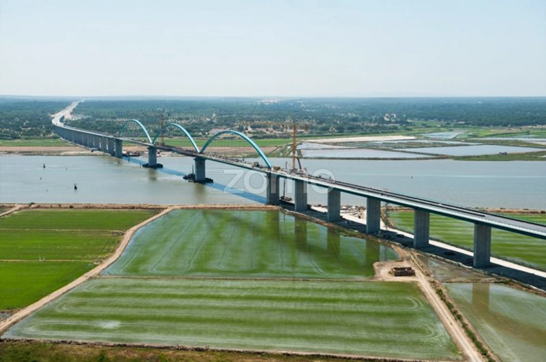 Apartamento T1 para Venda em Santa Maria do Castelo e Santiago e Santa Susana Foto 11