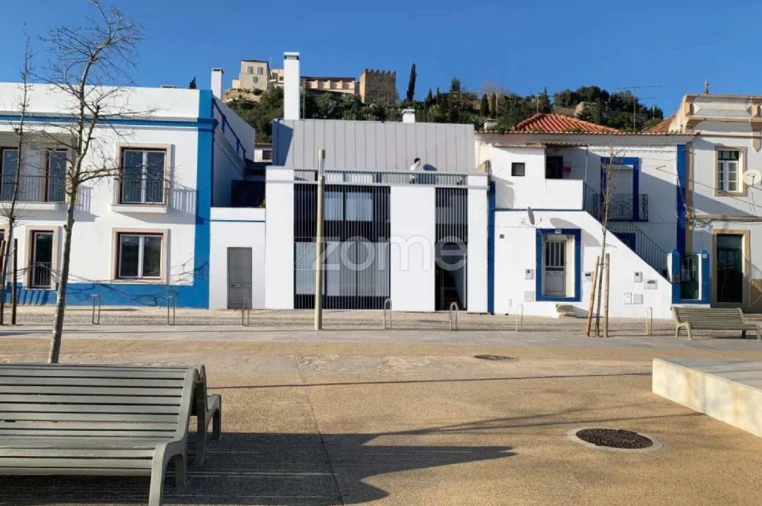 Apartamento T1 para Venda em Santa Maria do Castelo e Santiago e Santa Susana Foto 1