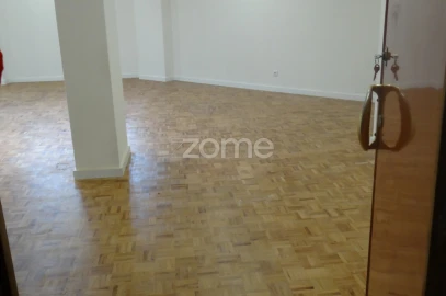 Escritório para Arrendamento em Avenidas Novas