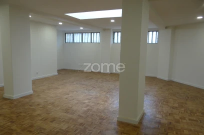 Escritório para Arrendamento em Avenidas Novas