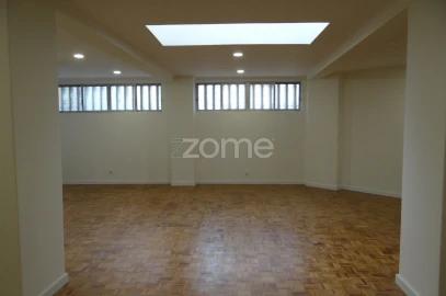 Escritório para Arrendamento em Avenidas Novas