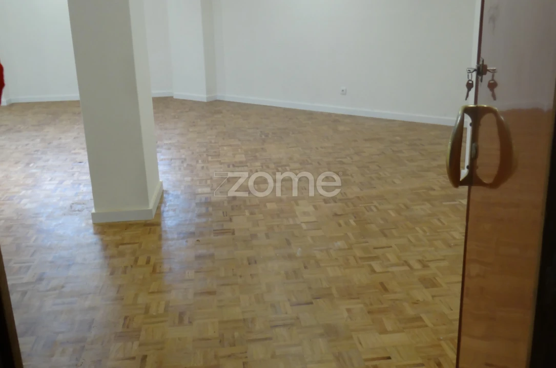 Escritório para Arrendamento em Avenidas Novas Foto 6