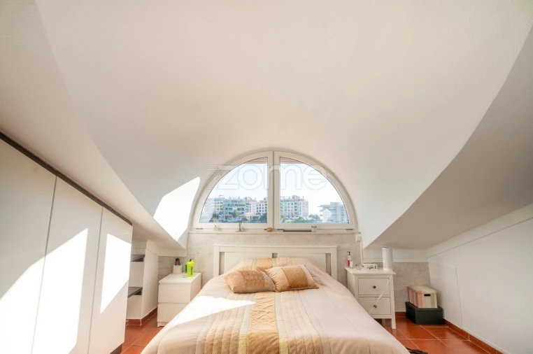 Moradia T4 para Venda em Oeiras e São Julião da Barra, Paço de Arcos e Caxias Foto 2