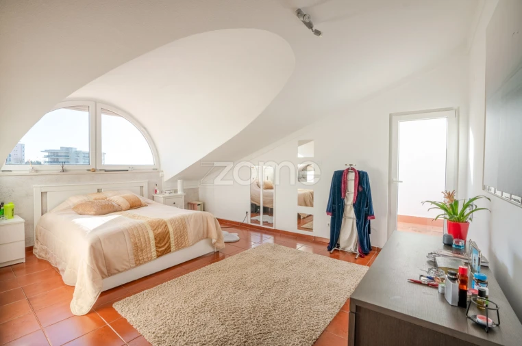 Moradia T4 para Venda em Oeiras e São Julião da Barra, Paço de Arcos e Caxias Foto 4